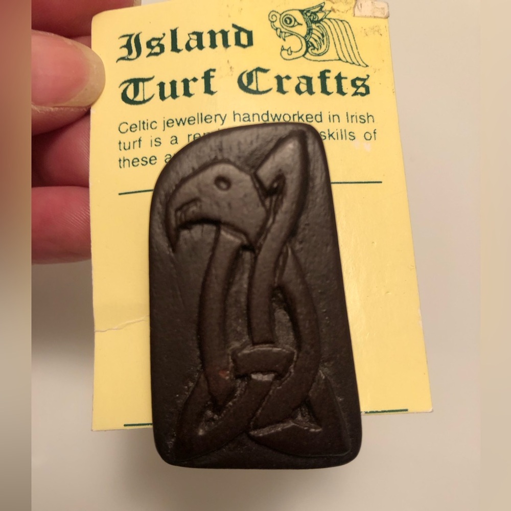 Celtic Brooch Made in Ireland by Island Turf Crafts Handmade New Never Worn